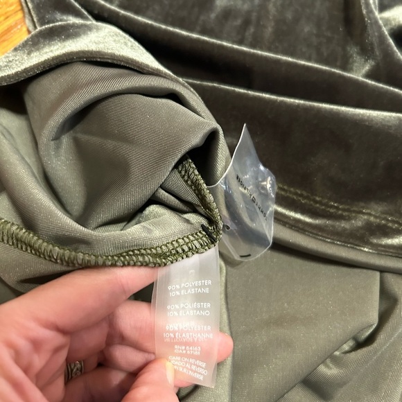 Tommy Hilfiger Holiday/Event Green Velvet Midi Formal Fit & Flare Dress 8 - Picture 5 of 11